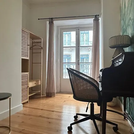 A Cozy Hideout Lissabon