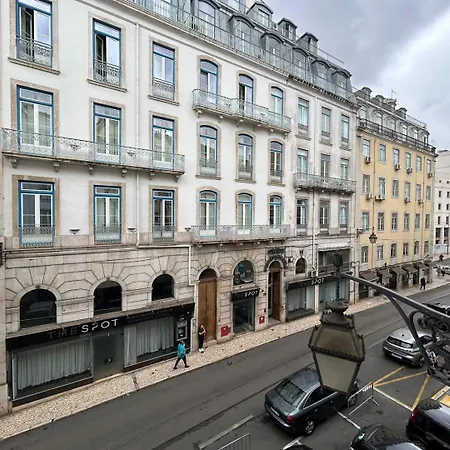 A Cozy Hideout Apartment Lisbon